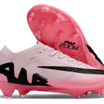 Chuteira Campo Nike Air Zoom Mercurial Vapor 15 Elite FG Rosa e Preto "Mad Brilliance Pack"