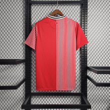 Camiseta local del Southampton 2023/24