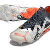 Chuteira Campo Puma Future Ultimate FG Branca, Prata e Laranja "Astronaut Pack"