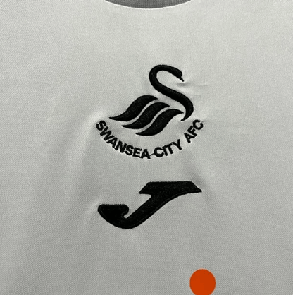 Camiseta local del Swansea 2023/24