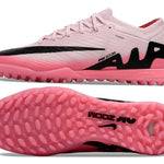Chuteira Society Nike Air Zoom Mercurial Vapor 15 TF Rosa e Preto "Mad Brilliance Pack"