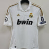 Camiseta local del Real Madrid 2004/05