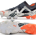 Chuteira Campo Puma Future Ultimate FG Branca, Prata e Laranja "Astronaut Pack"