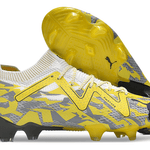 Chuteira Campo Puma Future Ultimate FG Amarela e Cinza "Voltage Pack"
