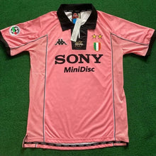 Camiseta local de la Juventus 1997/98