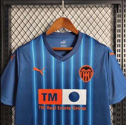 Camiseta local del Valencia 2023/24