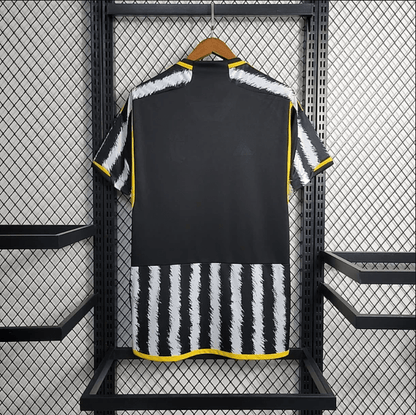 Camiseta local de la Juventus 2023/24