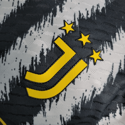 Camiseta local de la Juventus 2023/24