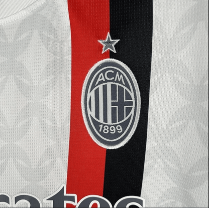 Camiseta local del AC Milan 2023/24