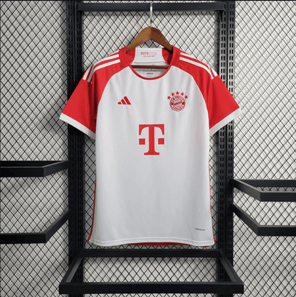 Camiseta local del Bayern Múnich 23/24