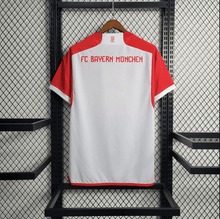 Camiseta local del Bayern Múnich 23/24
