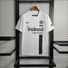 Camiseta local del Frankfurt 2023/24