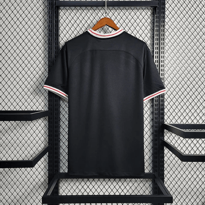 Camiseta local del Frankfurt 2023/24
