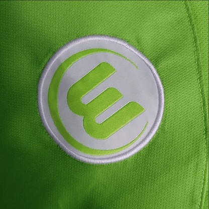 Camiseta local del Wolfsburgo 2023/24