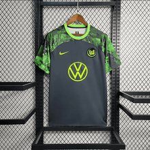 Camiseta local del Wolfsburgo 2023/24