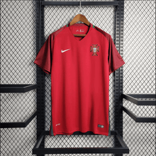 Camiseta local de Portugal 2016
