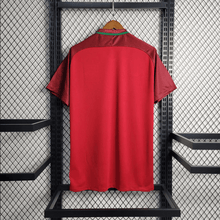 Camiseta local de Portugal 2016