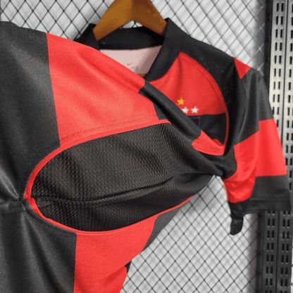 Camiseta local del Flamengo 03/04