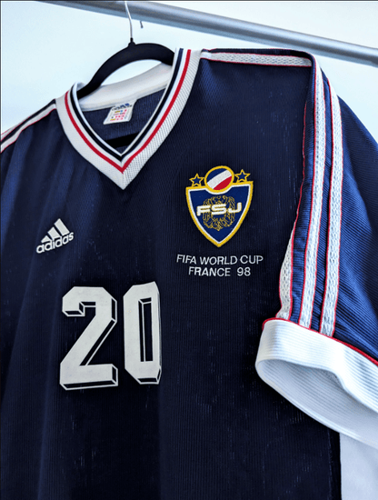 Camiseta local de Lugoslavia 1998