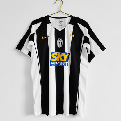 Camiseta local de la Juventus 2004/05