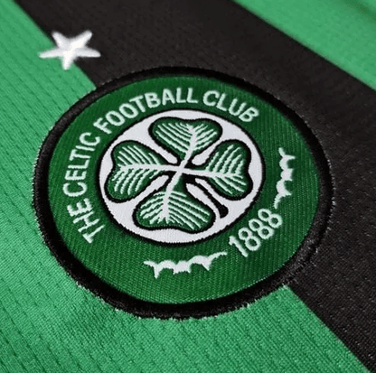 Camiseta de visitante del Celtic 05/06