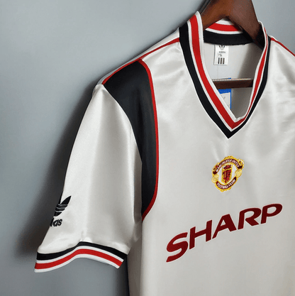 Camiseta de visitante del Manchester United 84/86