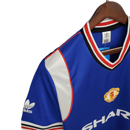 Camiseta de visitante del Manchester United 84/86