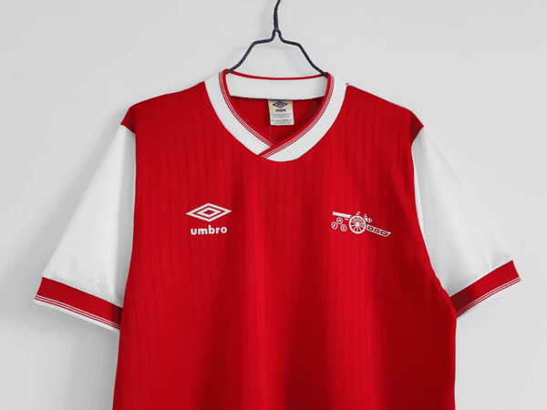 Arsenal 83/84 Local