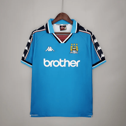 Camiseta local del Manchester City 97/99