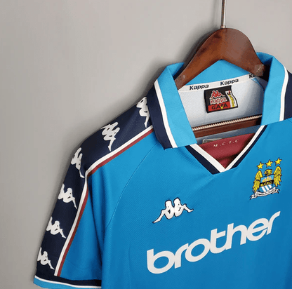 Camiseta local del Manchester City 97/99