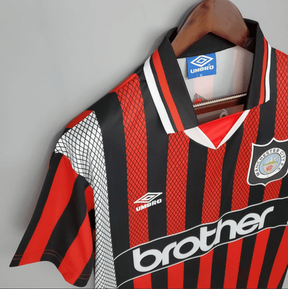 Camiseta de visitante del Manchester City 94/96