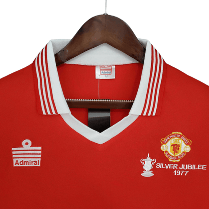Camiseta local del Manchester United 1977