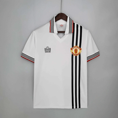 Camiseta de visitante del Manchester United 1977