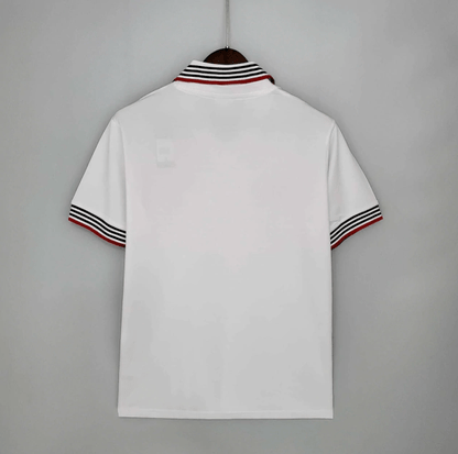 Camiseta de visitante del Manchester United 1977