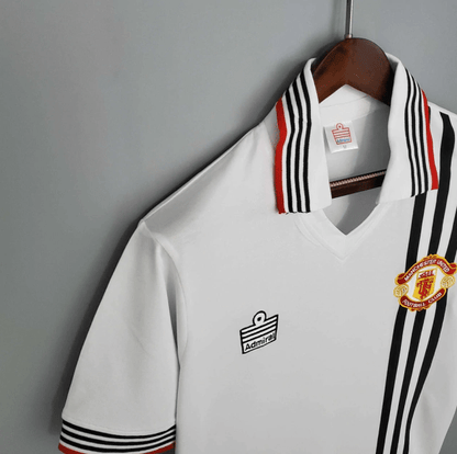 Camiseta de visitante del Manchester United 1977