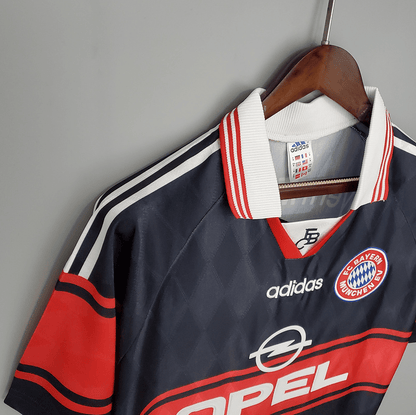 Camiseta de visitante del Bayern Múnich 97/98