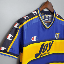 Camiseta local del Parma 2001/02