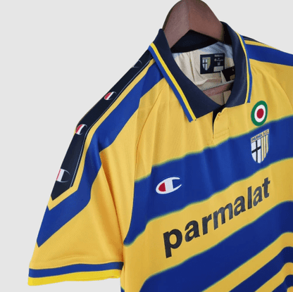 Camiseta local del Parma 1999/00