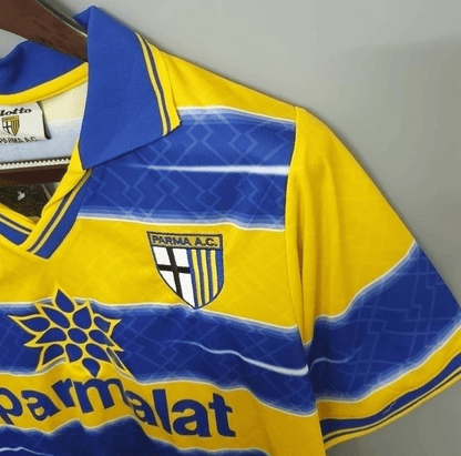 Camiseta local del Parma 1998/99
