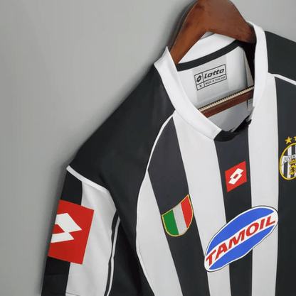 Camiseta local de la Juventus 2002/03