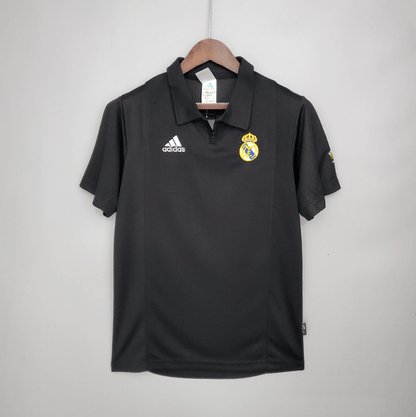Camiseta de visitante del Real Madrid 2002/03