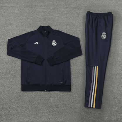 Chándal con chaqueta del Real Madrid