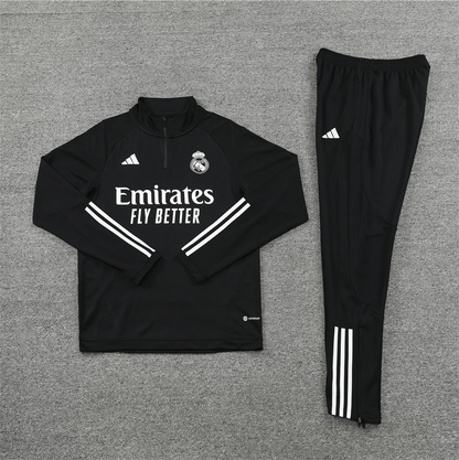 Camiseta de media cremallera del Real Madrid