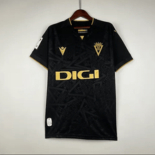 Camiseta local del Cádiz 2023/24