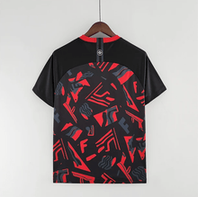 Camiseta de entrenamiento de Brasil rojo y negro 2022