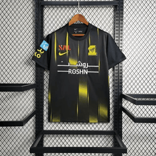 Camiseta local del Al-Ittihad 2023/24
