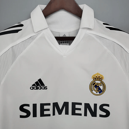 Camiseta local del Real Madrid 05/06
