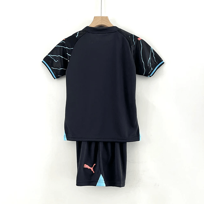 Kit infantil del Manchester City 23/24