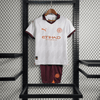 Kit infantil del Manchester City 23/24