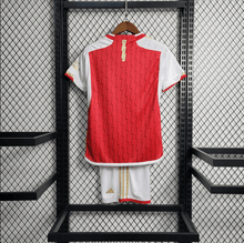Kit local infantil del Arsenal 23/24